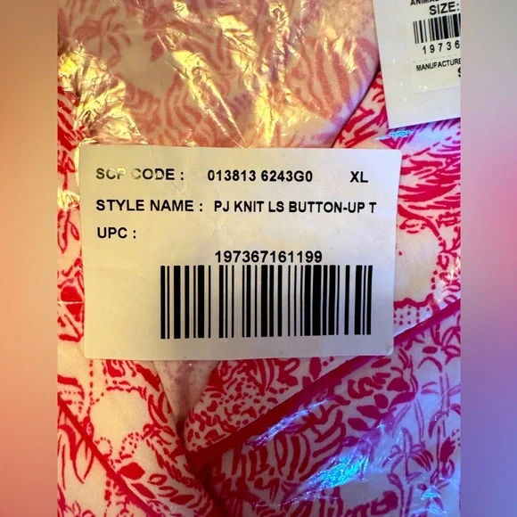 NWT ❤️NEW 2025 PATTERN!❤️
LILLY PULITZER PJ Knit Button Up Top Raspberry Rouge L - Picture 10 of 13